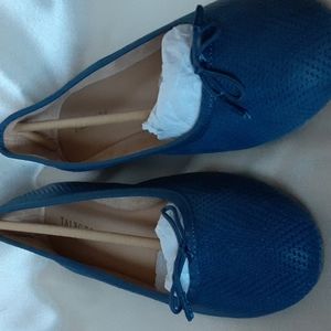 Talbots NWOT Medium Blue Perforated Leather "Penelope" Ballet Shoes